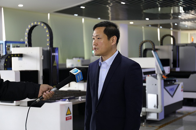 XiFeng Jiang: Innovation for 15 years to push the cutting Machine Market into an Intelligent Age