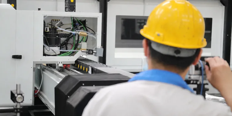 Đào tạo vận hành máy laser GWEIKE