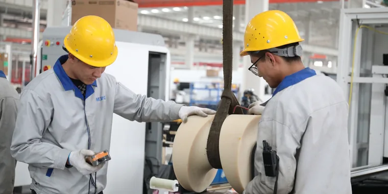 Hỗ trợ đơn hàng và giao máy GWEIKE